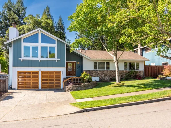 3404 Castlerock Court, Santa Rosa, CA 95404