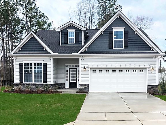 The Hanover Bedford at Flowers Plantation Front Exterior