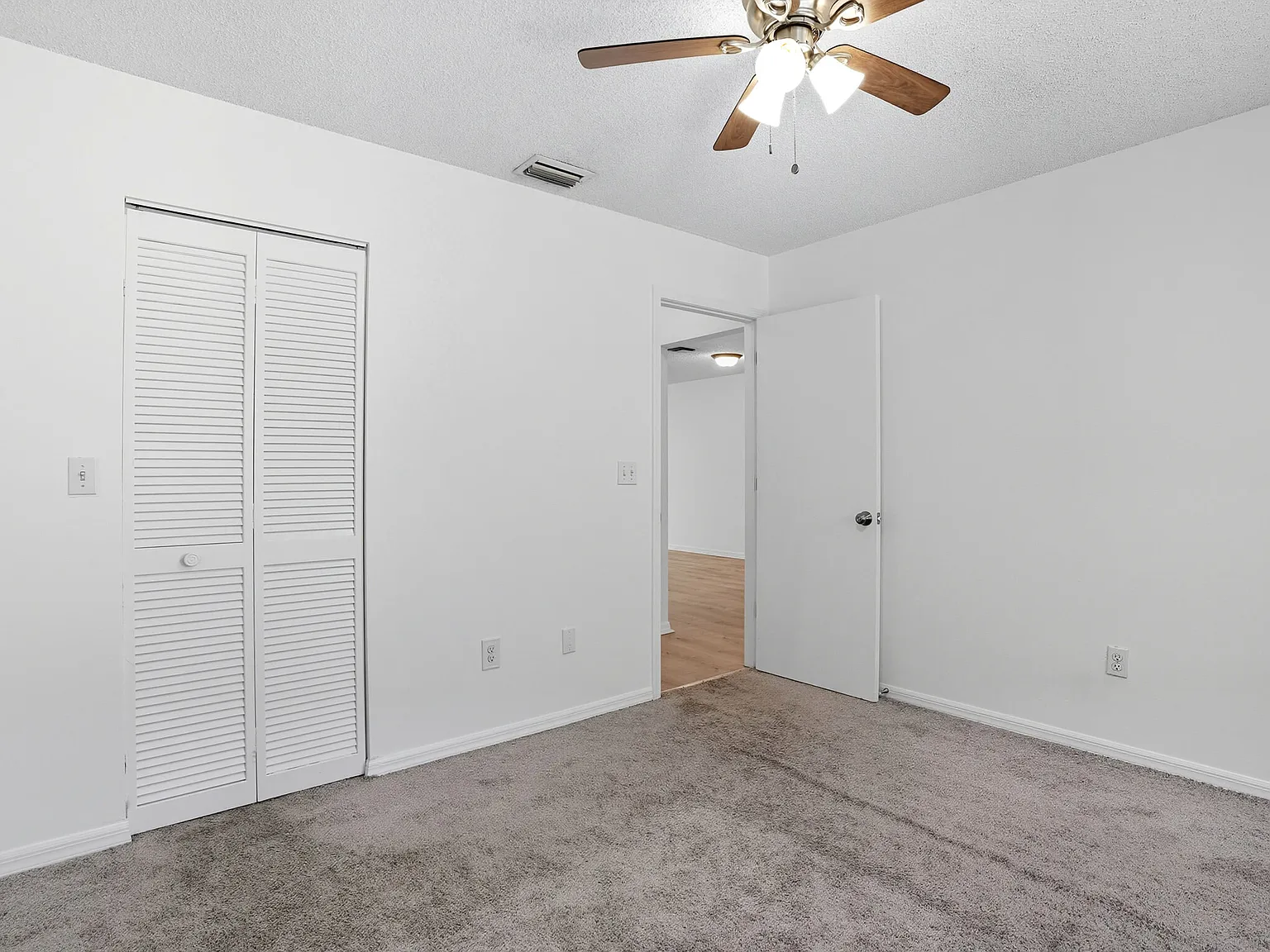 A-5361 Treetops Drive S-204 - S-204 — Photo 2