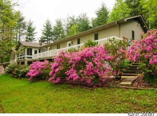 49 Hamilton Dr, Hendersonville, NC 28739