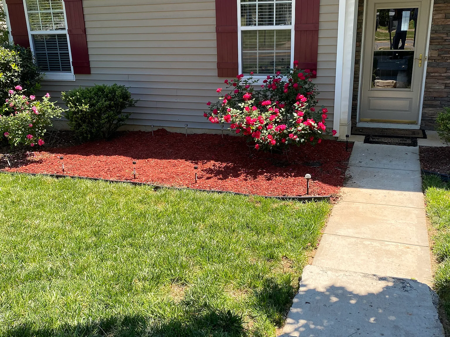 3 bed, 2.5 bath, 2190 sqft, $2,175 — Photo 4