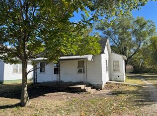 518 N Cedar St, Marion, KS 66861