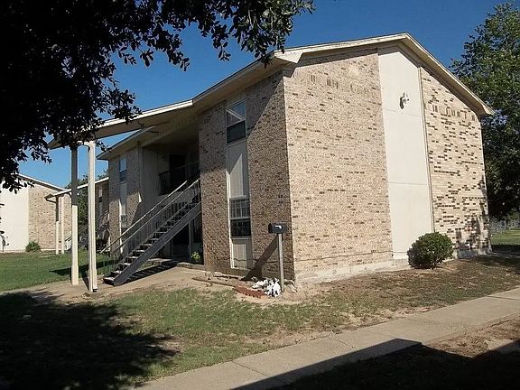 2nd image of 1017 W Grizzley St #2502