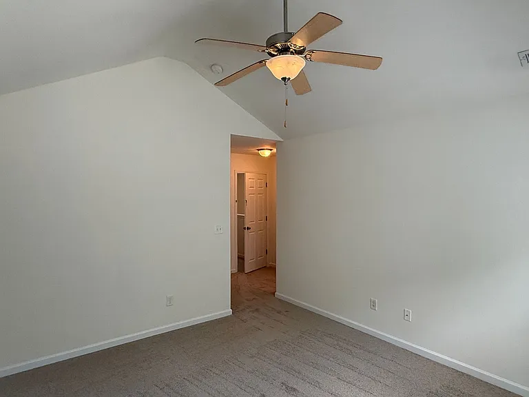 13138 Erwin Rd — Photo 10