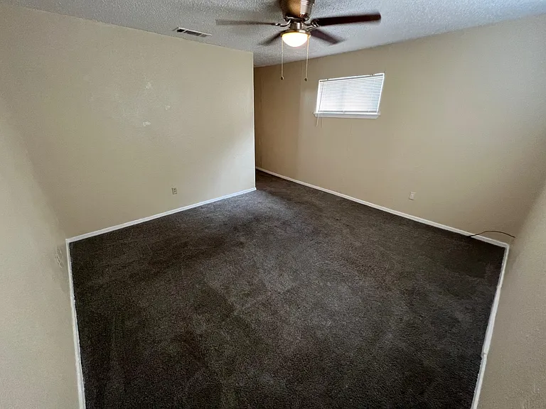 2710 Lenway St — Photo 18