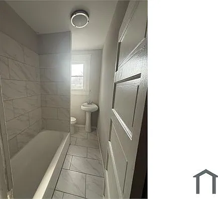 741 Melville Ave — Photo 6