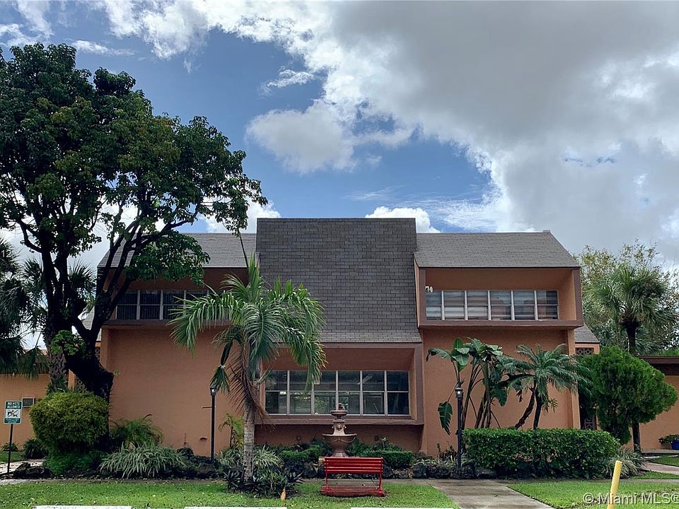 2nd image of 9410 W Flagler St APT 205