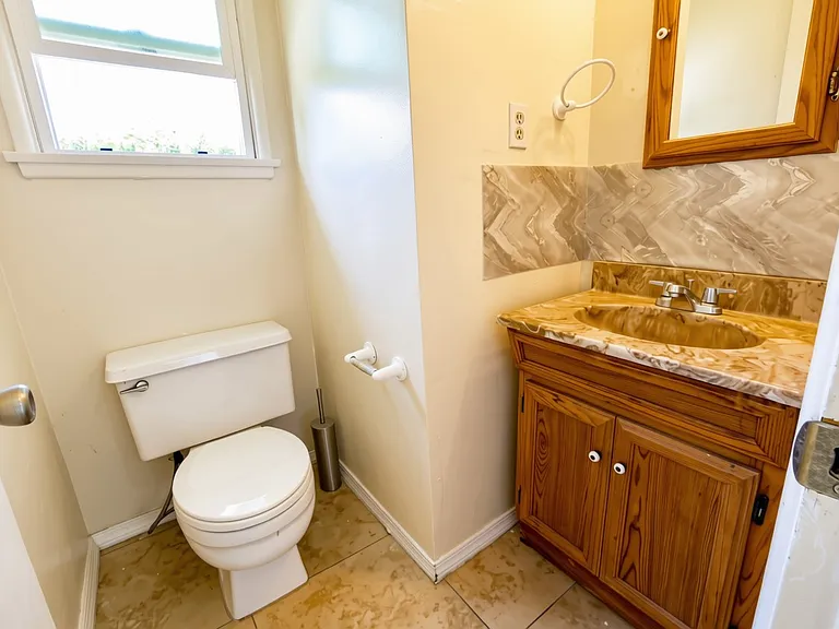 1005 Wigwam Ave — Photo 5