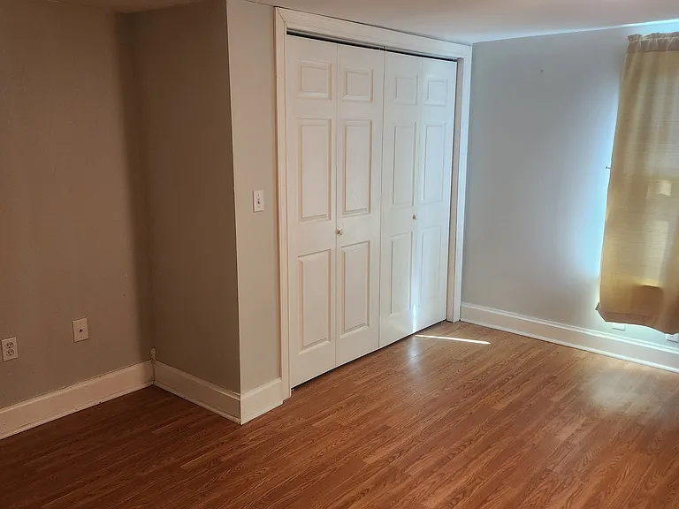 317 E Weidman St — Photo 11