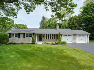 7 Luan Cir, Chelmsford, MA 01824