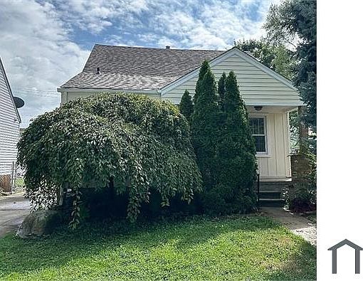 1st image of 1567 McLain Ave