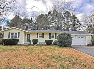 988 Longview Dr, North Attleboro, MA 02760