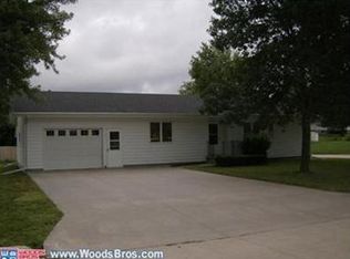 410 N F St, Milford, NE 68405