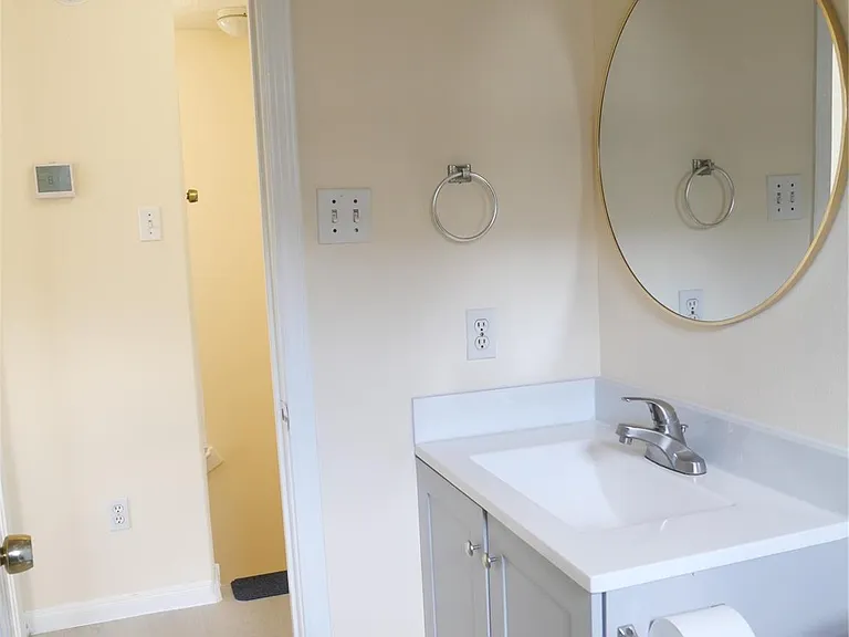6603 Schambray St — Photo 38