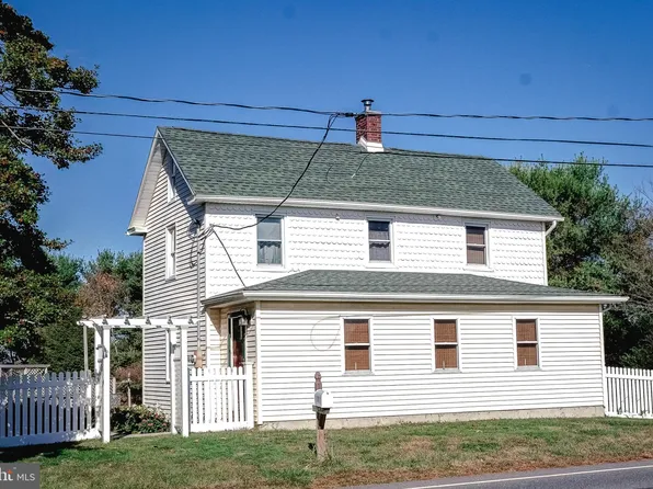 884 Monmouth Rd, Cream Ridge, NJ 08514