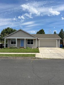 1064 SW 33rd St, Redmond, OR, 97756