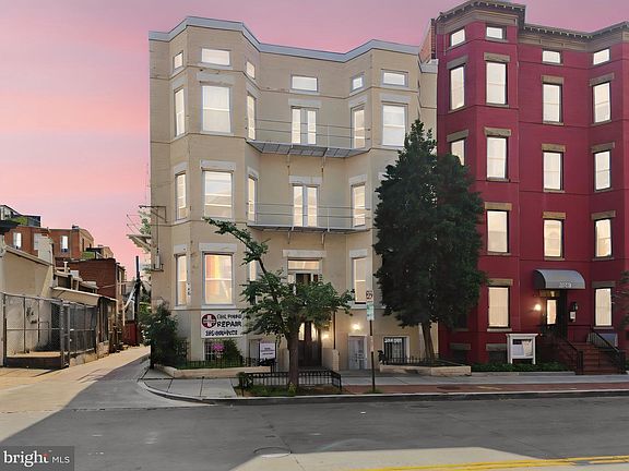 3rd image of 1933 18th St NW APT 203