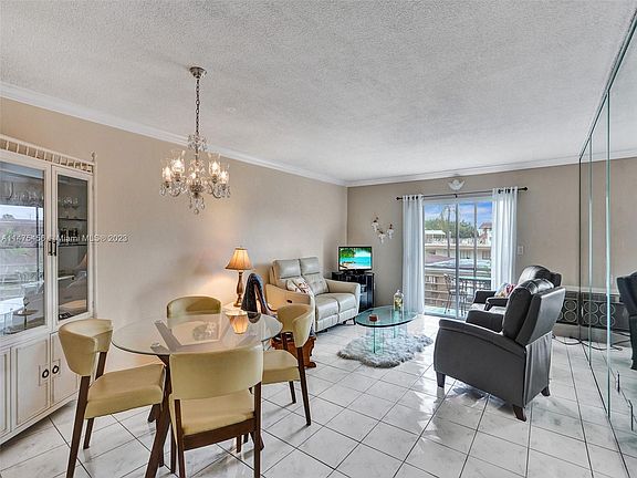 2nd image of 16790 NE 14th Ave APT 212