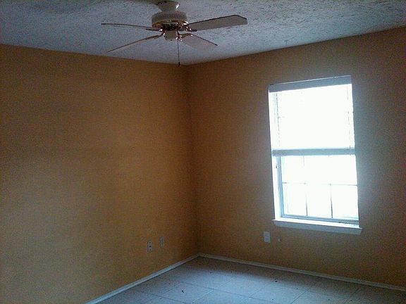 5th image of 3334 Oyster Cove Dr