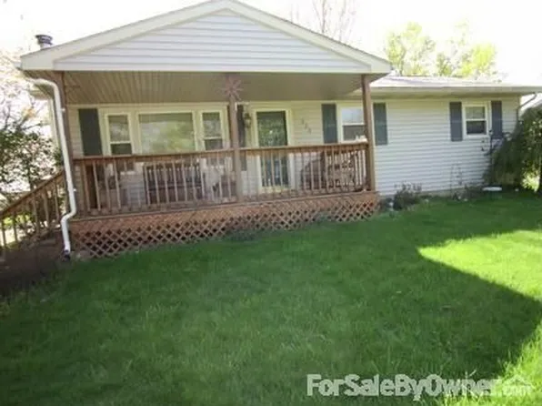 328 N Main St, Spencer, OH 44275