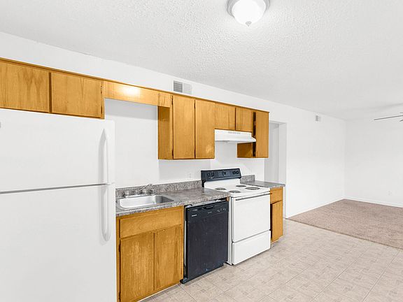5th image of 1331 14th Ave W APT 2