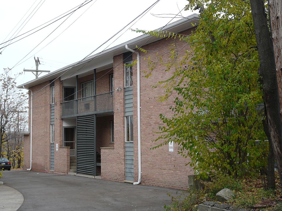 General View of 711 E, Kingsley Apt. Building