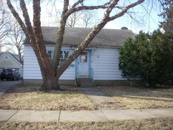 603 Orange St, Elgin, IL 60123