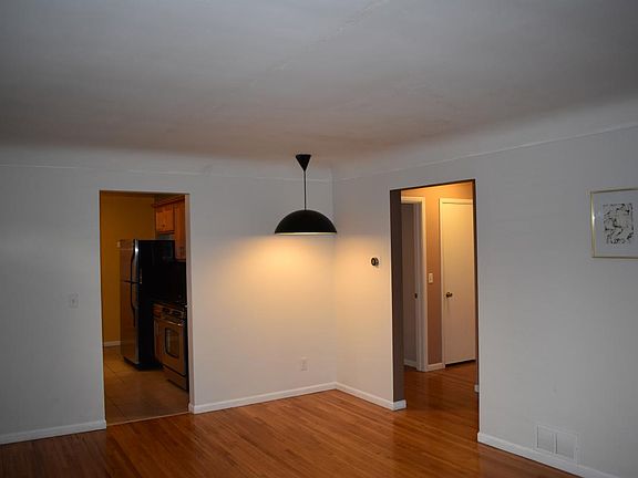4th image of 6435 Oliver Ave S