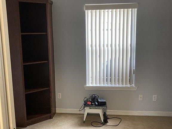 4th image of 1308 W Kiwi Ave APT A