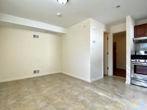 33 Sheridan Ave #1F, Staten Island, NY 10304