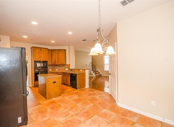 5th image of 5912 Dripping Springs Ct