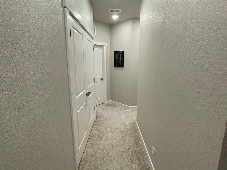 926 Schlagel St #5 — Photo 28