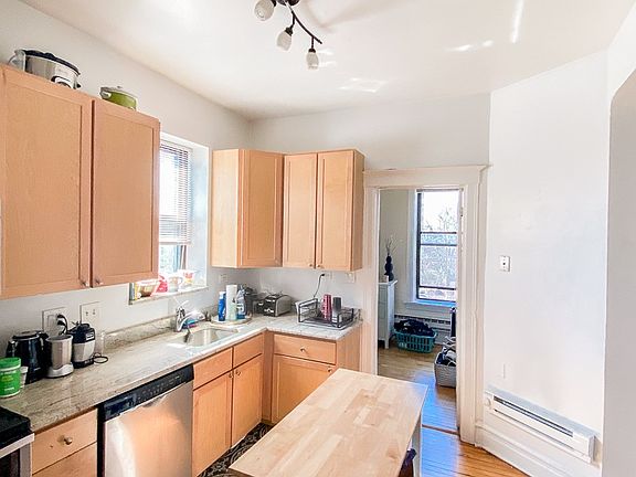 3rd image of 2133 W Concord Pl #2145-03