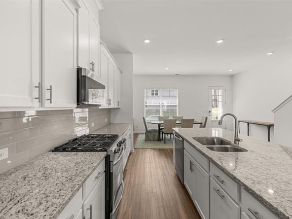 5th image of 1595 Tilden Ct #54