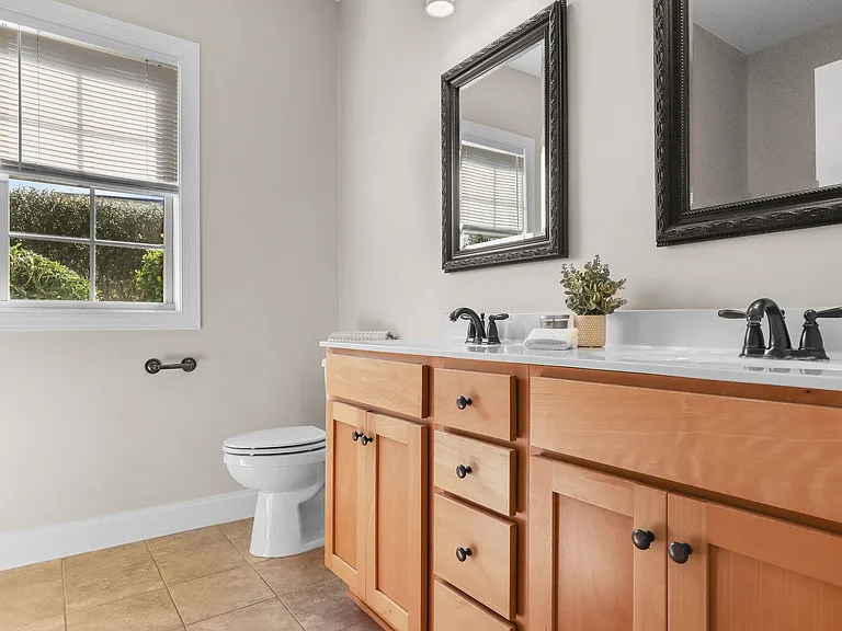 2202 E Oak Bridge Way — Photo 27