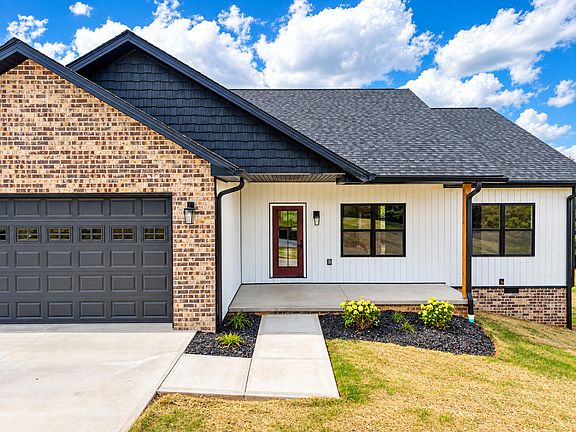 3rd image of 182 Spring Meadows Dr
