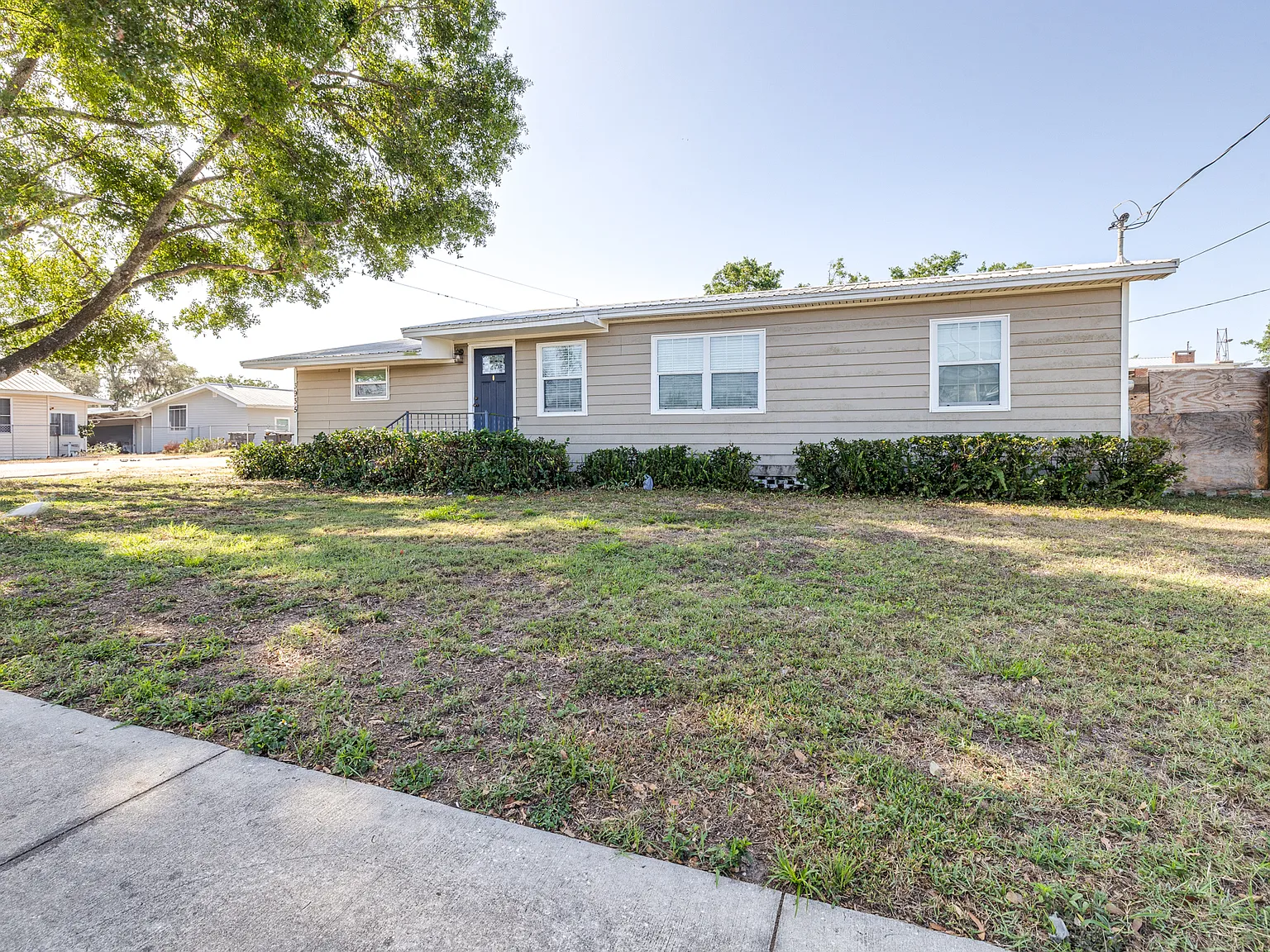 3 bed, 1200 sqft, $1,575 — Photo 4