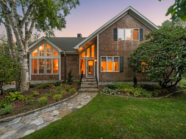 19 Shore Rd, Westerly, RI 02891