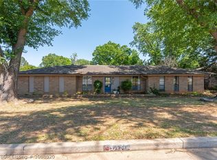 1201 Cartwright St, Van Buren, AR 72956