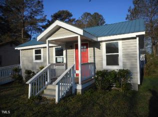 912 Martin Luther King Jr Dr, Smithfield, NC 27577