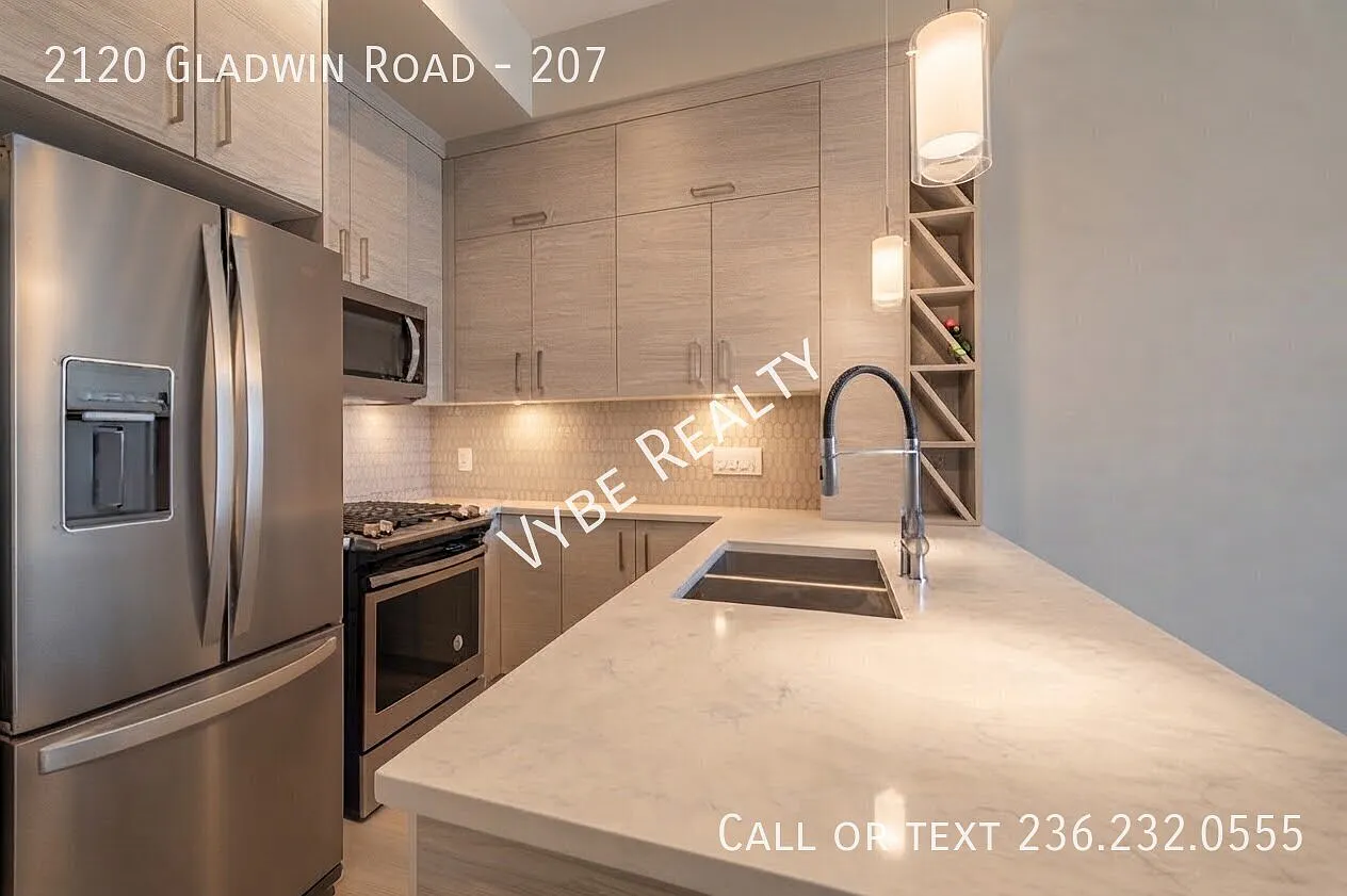 2120 Gladwin Rd — Photo 4