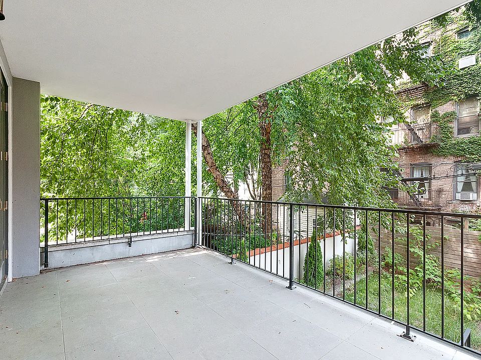 1st image of 289 13th St APT 2L