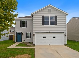 8158 S Firefly Dr, Pendleton, IN 46064
