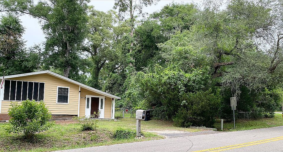 1st image of 3100 Cathedral Dr