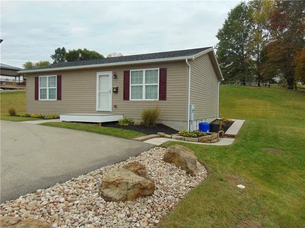 291 Pittsburgh St, Uniontown, PA 15401