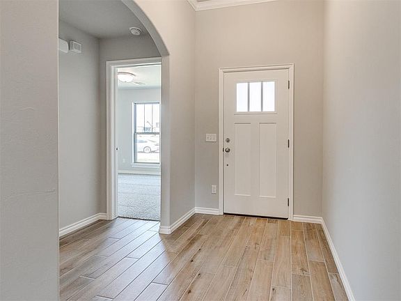 5th image of 14104 Upper Village Dr