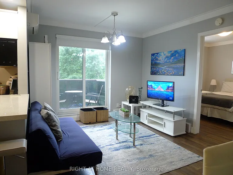 2373 King St E #26 — Photo 13