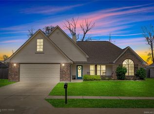 212 Southern Creek Cir, Haughton, LA 71037