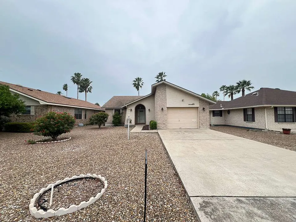 812 Santa Anna Dr