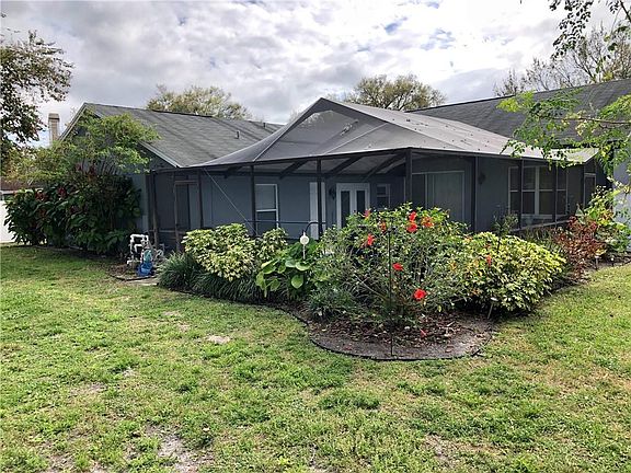 3rd image of 15619 Jericho Dr